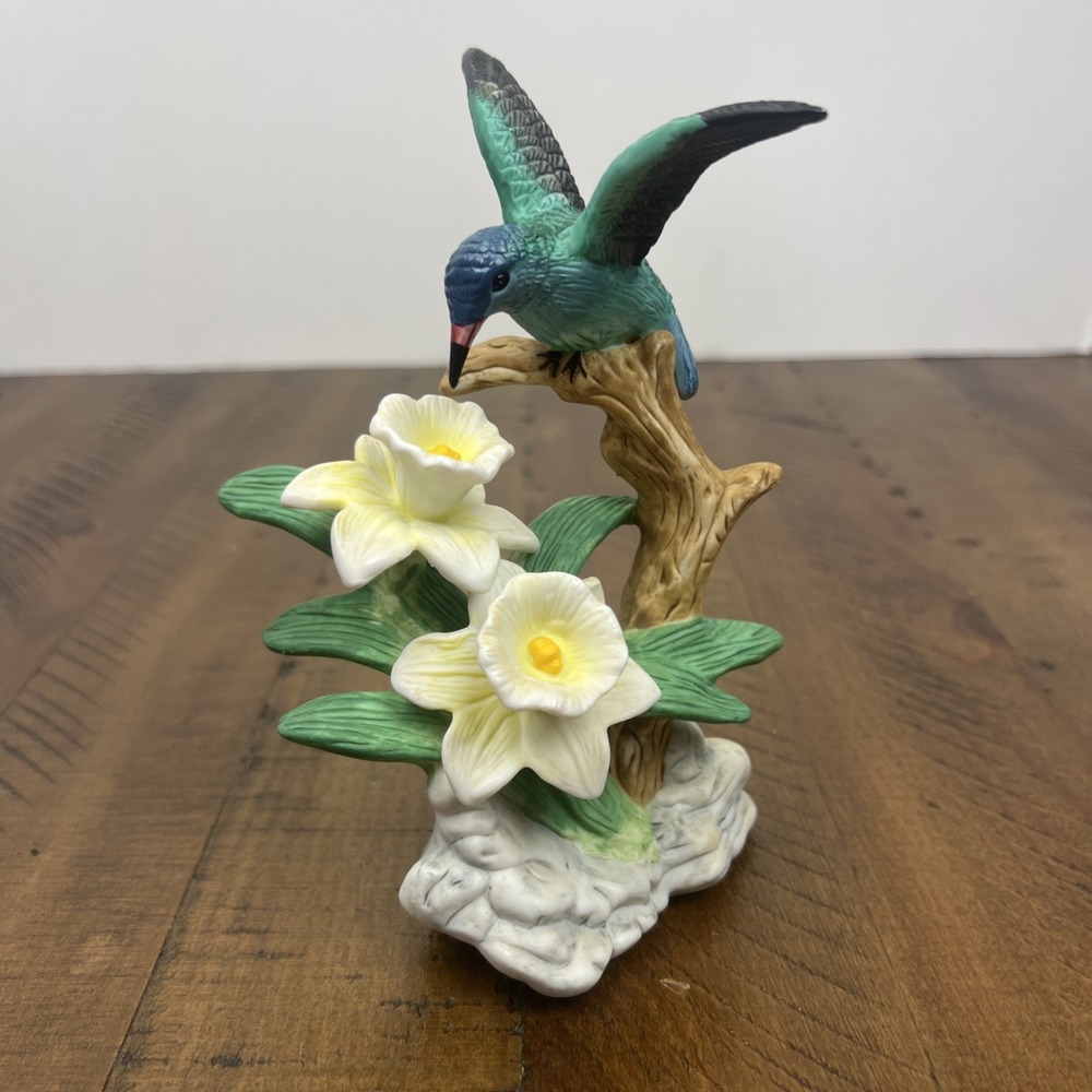 Vintage Natures Song Broad Billed Hummingbird Item 15428
